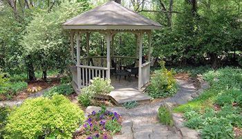 Bed & Breakfast North On Oakland 3*