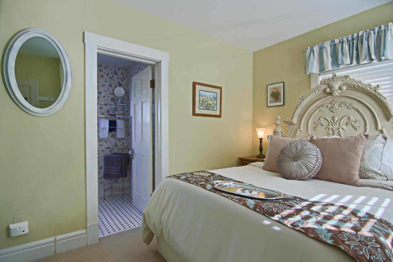 Bed & Breakfast North On Oakland Asheville